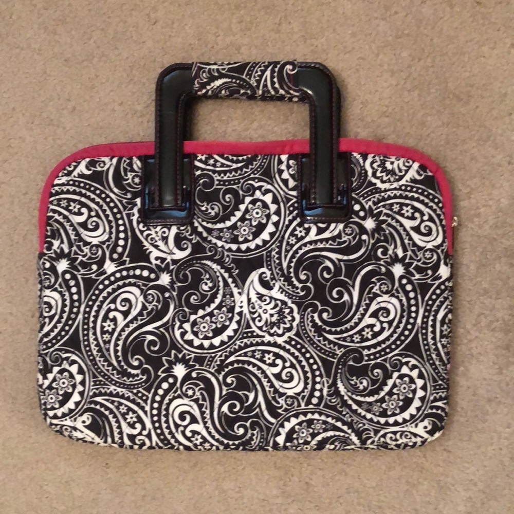 Studio C, laptop carrier, black and white with pink accent